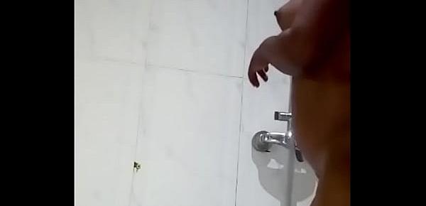  Fine ass sexy body under the shower part 1